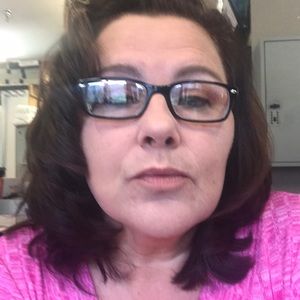 Meet your Posher, Shawna